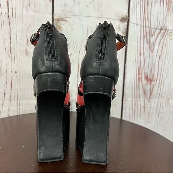JEFFREY CAMPBELL CONTAIN Studded Black leather heelless platform sandals 7 EUC - Picture 4 of 17